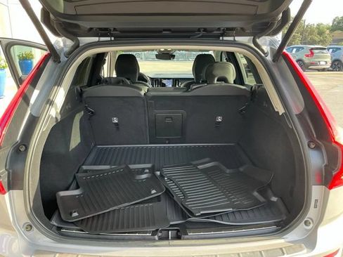 Certified 2024 Volvo XC60 B5 Plus w/ Protection Package Premier AWD/4WD image 22