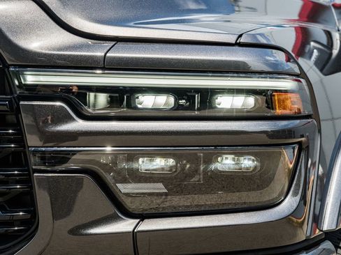 New 2026 RAM 2500 Limited AWD/4WD image 13