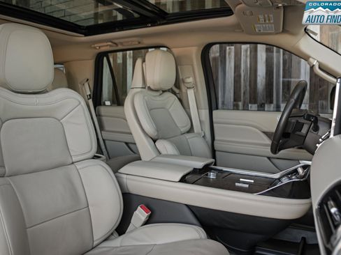 Used 2020 Lincoln Navigator Reserve w/ Equipment Group 208A Reserve image 22