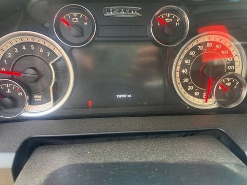 Used 2017 RAM 1500 Big Horn AWD/4WD image 3