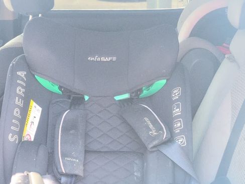 Used 2021 Hyundai Santa Fe SEL w/ Convenience Package FWD image 5