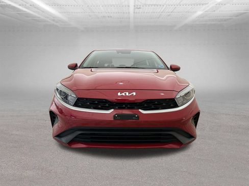 Used 2023 Kia Forte LXS FWD image 9