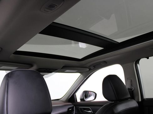 Certified 2021 Nissan Rogue SL FWD image 24
