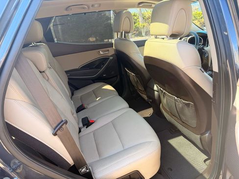 Used 2017 Hyundai Santa Fe Sport w/ 2.4L Tech Package 04 image 21