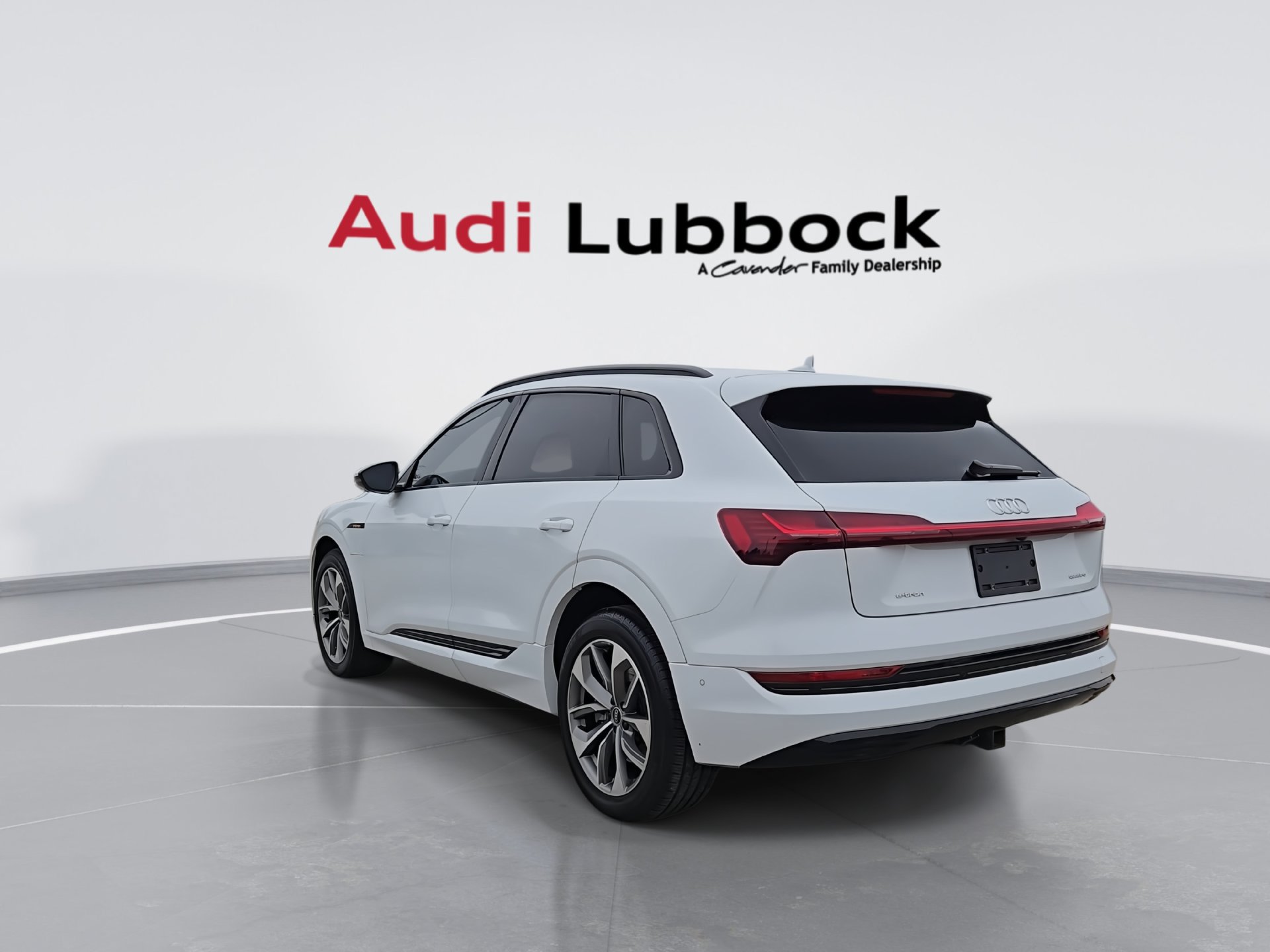 Used 2021 Audi e-tron Premium Plus w/ Premium Plus Package AWD/4WD image 7