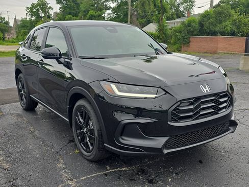New 2027 Honda HR-V Sport image 2
