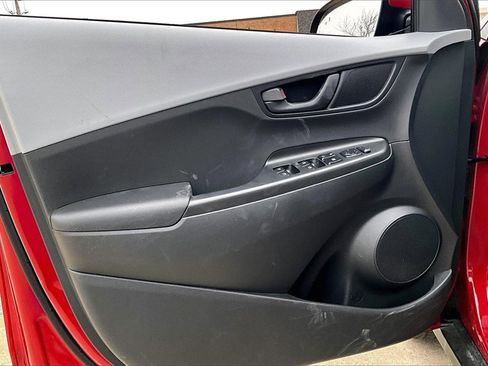 Used 2020 Hyundai Kona SEL w/ Cargo Package image 14