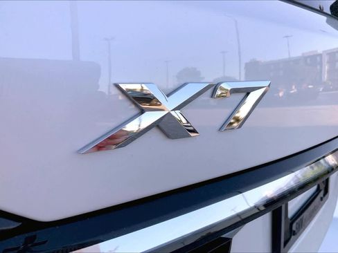 Used 2025 BMW X7 xDrive40i AWD/4WD image 31