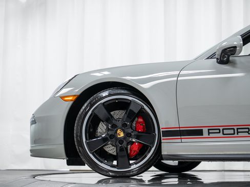 Certified 2016 Porsche 911 Carrera GTS RWD image 51