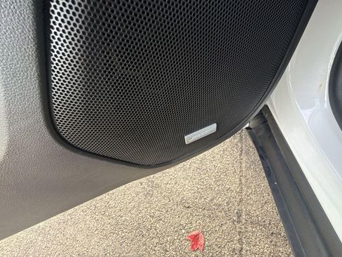 Certified 2023 GMC Acadia AT4 w/ Preferred Package image 29