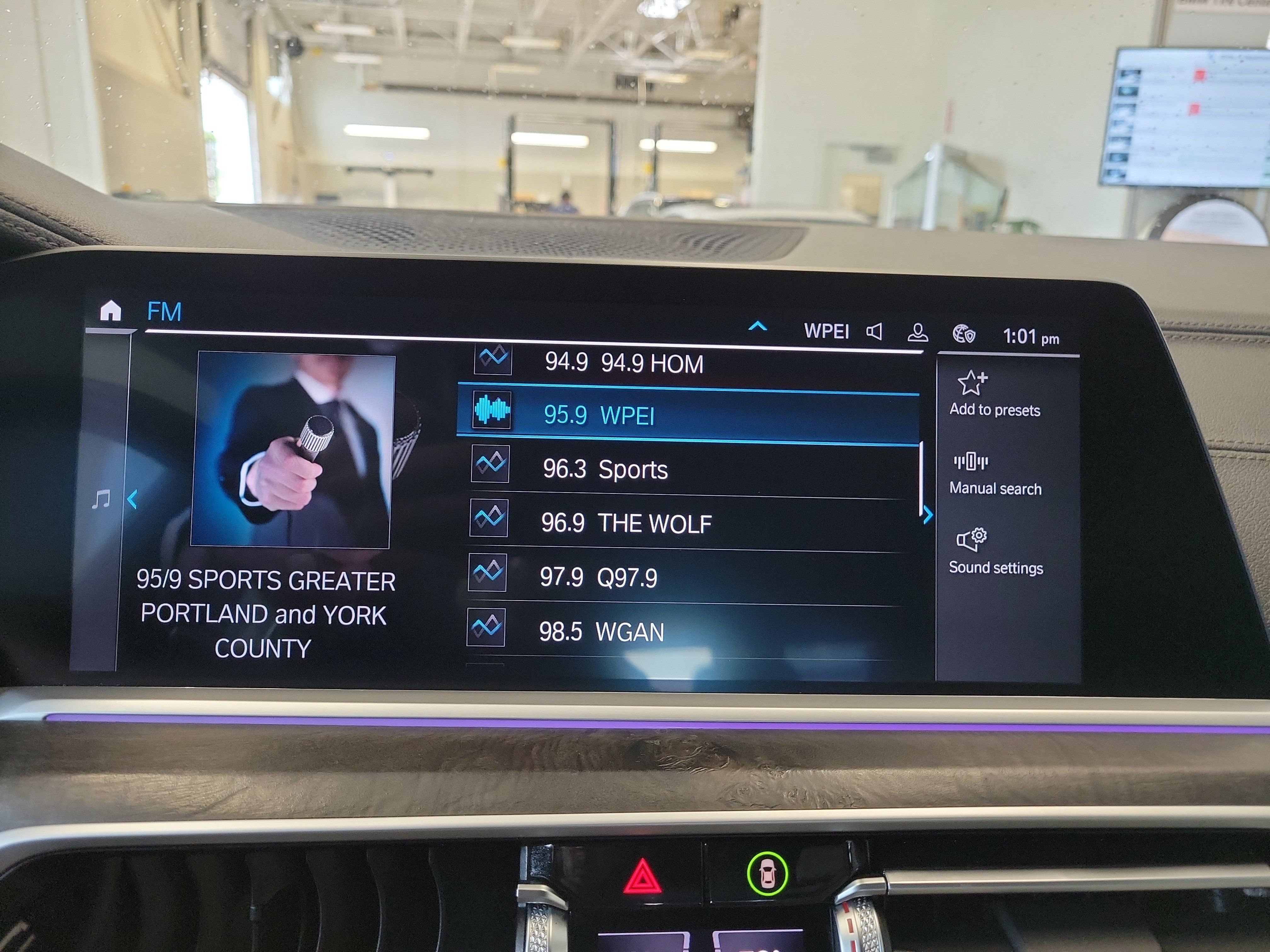 Used 2022 BMW X5 xDrive45e w/ Luxury Seating Package AWD/4WD image 25