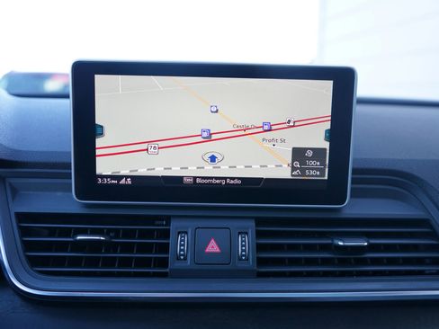 Used 2018 Audi Q5 Prestige w/ Prestige Package image 29