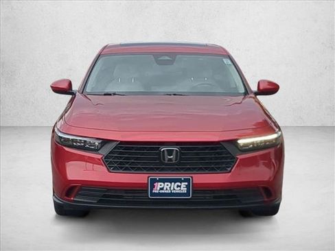 Used 2024 Honda Accord EX image 2