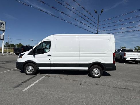 Used 2023 Ford Transit 250 Medium Roof AWD image 11