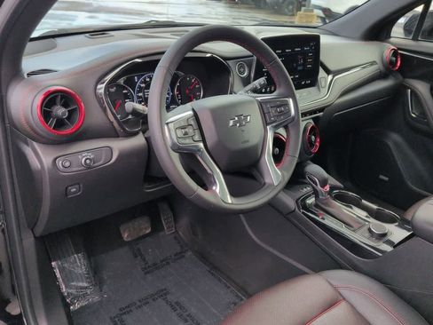 Used 2023 Chevrolet Blazer RS w/ Driver Confidence II Package FWD image 2