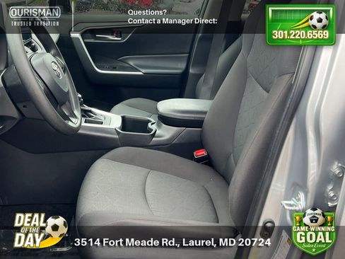 Used 2024 Toyota RAV4 XLE FWD image 6