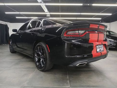 Used 2022 Dodge Charger SXT w/ Blacktop Package RWD image 36