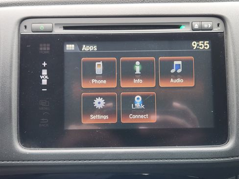 Used 2018 Honda HR-V EX image 17