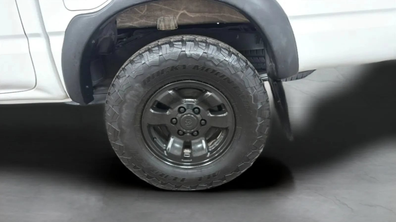 Used 2004 Toyota Tacoma PreRunner RWD image 26