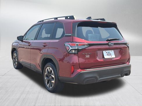 Certified 2025 Subaru Forester Premium w/ Convenience Package #1 AWD/4WD image 5