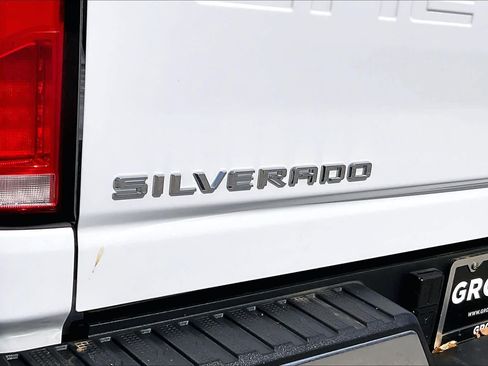 Used 2025 Chevrolet Silverado 2500 LTZ w/ LTZ Premium Package AWD/4WD image 10