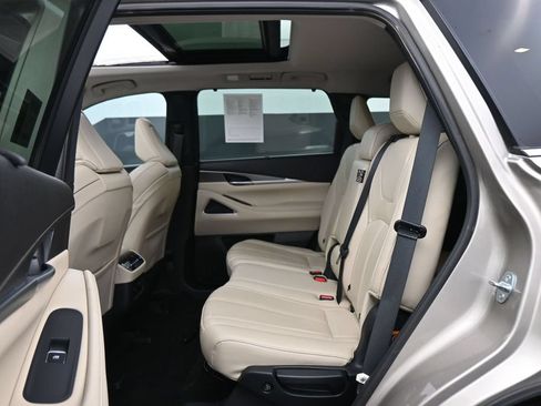 Used 2023 INFINITI QX60 Luxe w/ Performance Audio Package FWD image 19