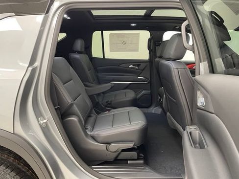 New 2026 Chevrolet Traverse Z71 w/ Driver Confidence Package AWD/4WD image 15