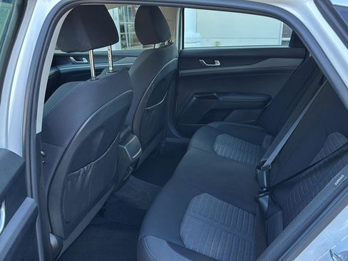 Used 2025 Kia K5 LXS image 9