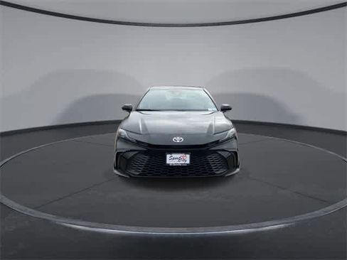 Certified 2025 Toyota Camry SE image 3