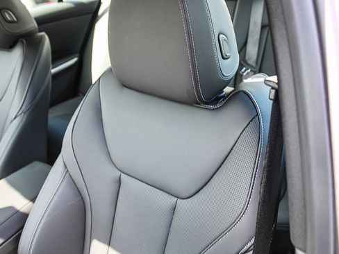 Used 2025 BMW 330i xDrive Sedan image 25