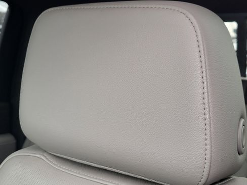 Certified 2022 Chevrolet Silverado 2500 LTZ w/ LTZ Plus Package image 19