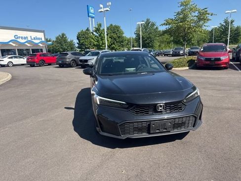 Used 2025 Honda Civic Sport image 4