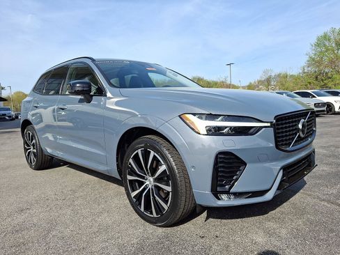 Certified 2023 Volvo XC60 B5 Plus w/ Climate Package image 1