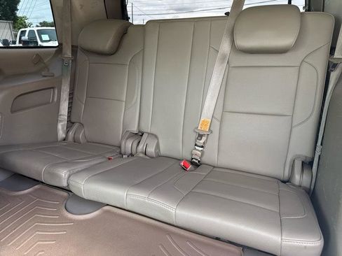 Used 2015 Chevrolet Tahoe LTZ RWD image 18