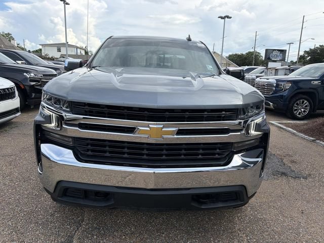 Used 2022 Chevrolet Silverado 1500 LT AWD/4WD image 2