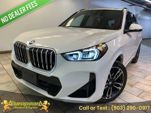 Used 2023 BMW X1 xDrive28i w/ M Sport Package AWD/4WD image 2