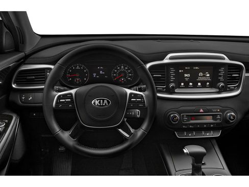 Certified 2020 Kia Sorento LX image 4