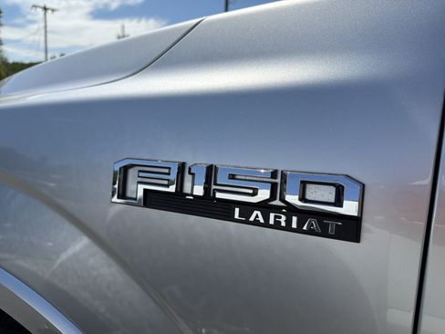 Used 2016 Ford F150 Lariat w/ Equipment Group 502A Luxury AWD/4WD image 10