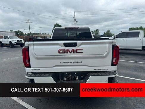 Used 2020 GMC Sierra 2500 Denali w/ Denali Ultimate Package AWD/4WD image 16