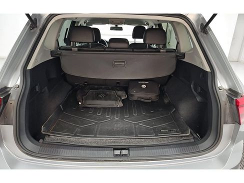 Used 2020 Volkswagen Tiguan SE AWD/4WD image 5