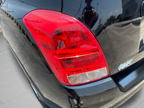 Used 2020 Chevrolet Trax LS w/ Tint and Cruise Package FWD image 40