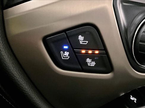 Used 2018 GMC Sierra 1500 Denali RWD image 31