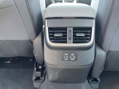 Used 2023 Subaru Legacy Premium image 24