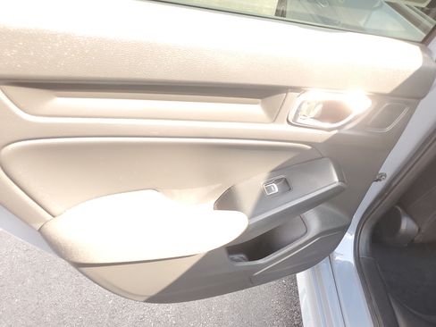 Used 2023 Honda Civic Sport image 13