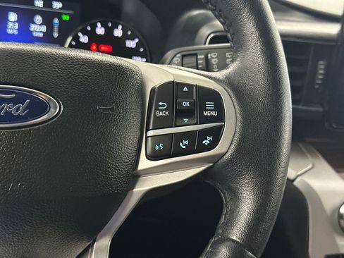 Used 2022 Ford Explorer XLT w/ Equipment Group 202A image 23