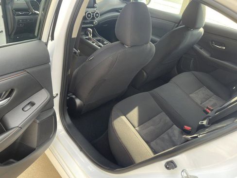 Used 2024 Nissan Sentra SR image 9