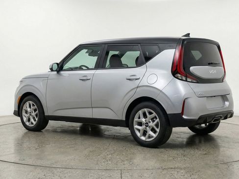 Used 2025 Kia Soul LX w/ LX Technology Package image 6