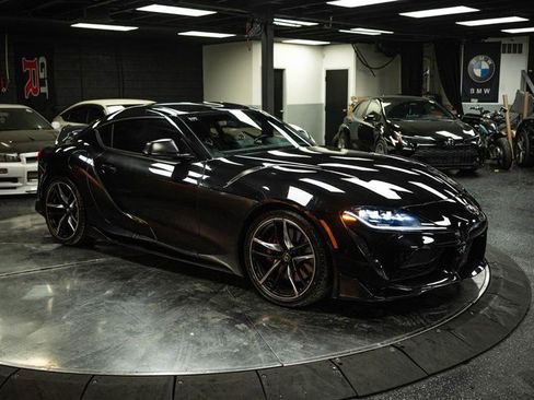 Used 2022 Toyota Supra Premium w/ Driver Assist Package image 5