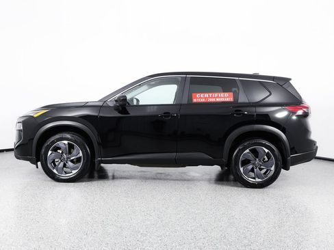 Used 2025 Nissan Rogue SV FWD image 5