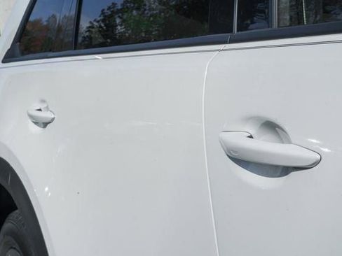 Used 2024 MAZDA CX-90 3.3 Turbo w/ Preferred Package image 16